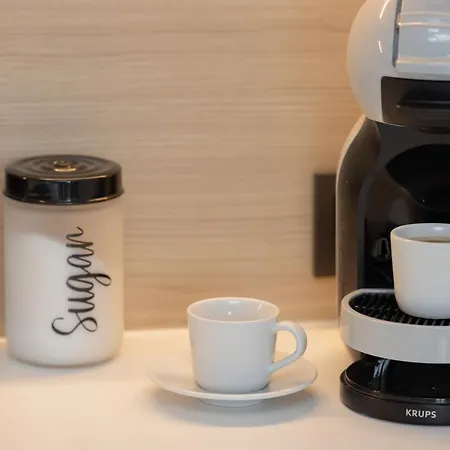 Pinea617 Seaview Apartamento *