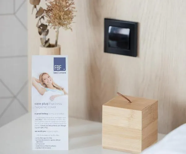 Pinea617 Seaview Apartamento *